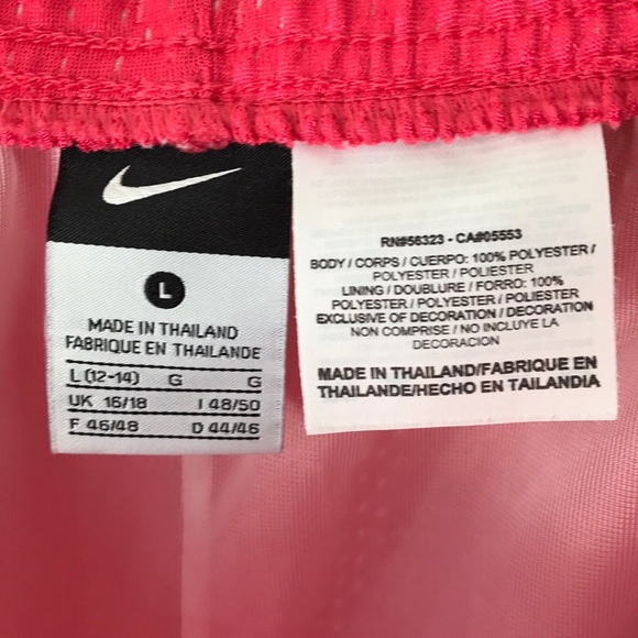 NIKE BASKETBALL SHORTS SZ L - Picture 4 of 4